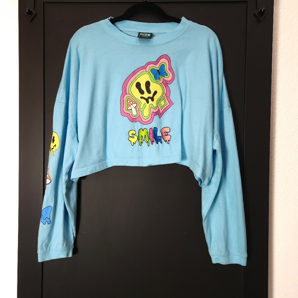 aLaB Psychedelic Oversized Long Sleeve Crop T-Shirt Size Large